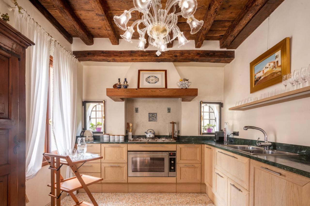 Garden Mansion With Private Mooring R&R Apartamento Veneza Exterior foto