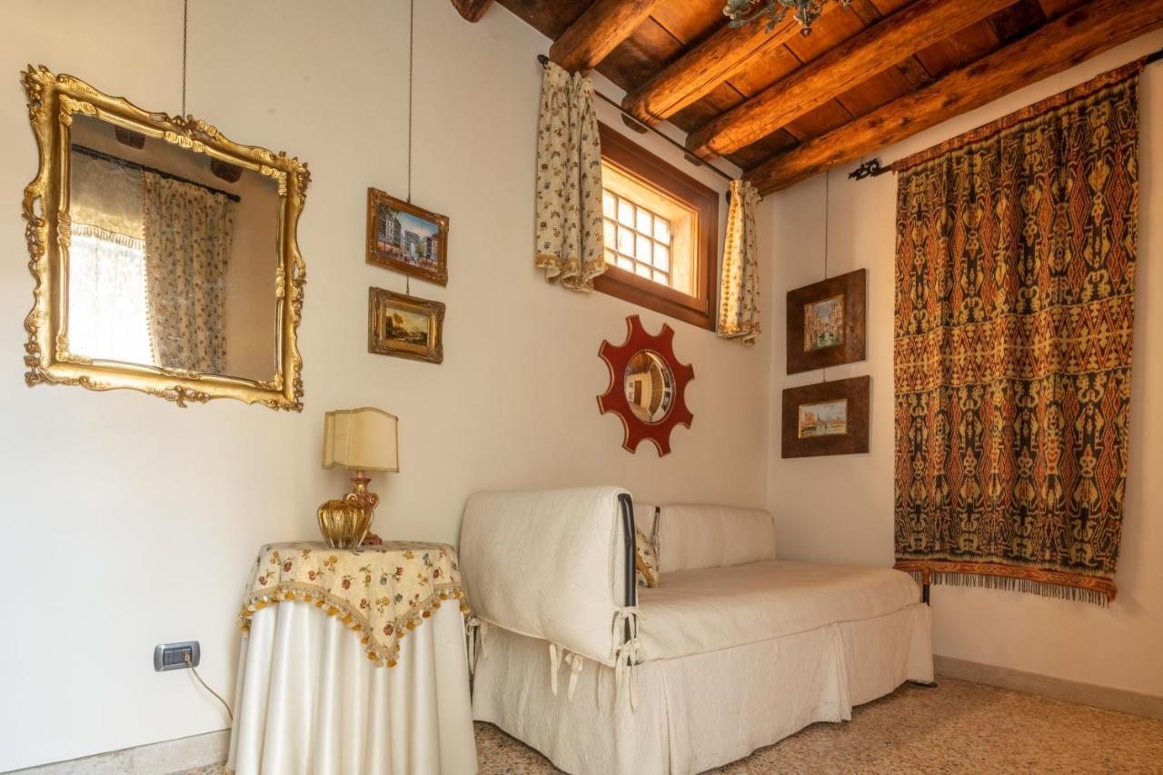 Garden Mansion With Private Mooring R&R Apartamento Veneza Exterior foto