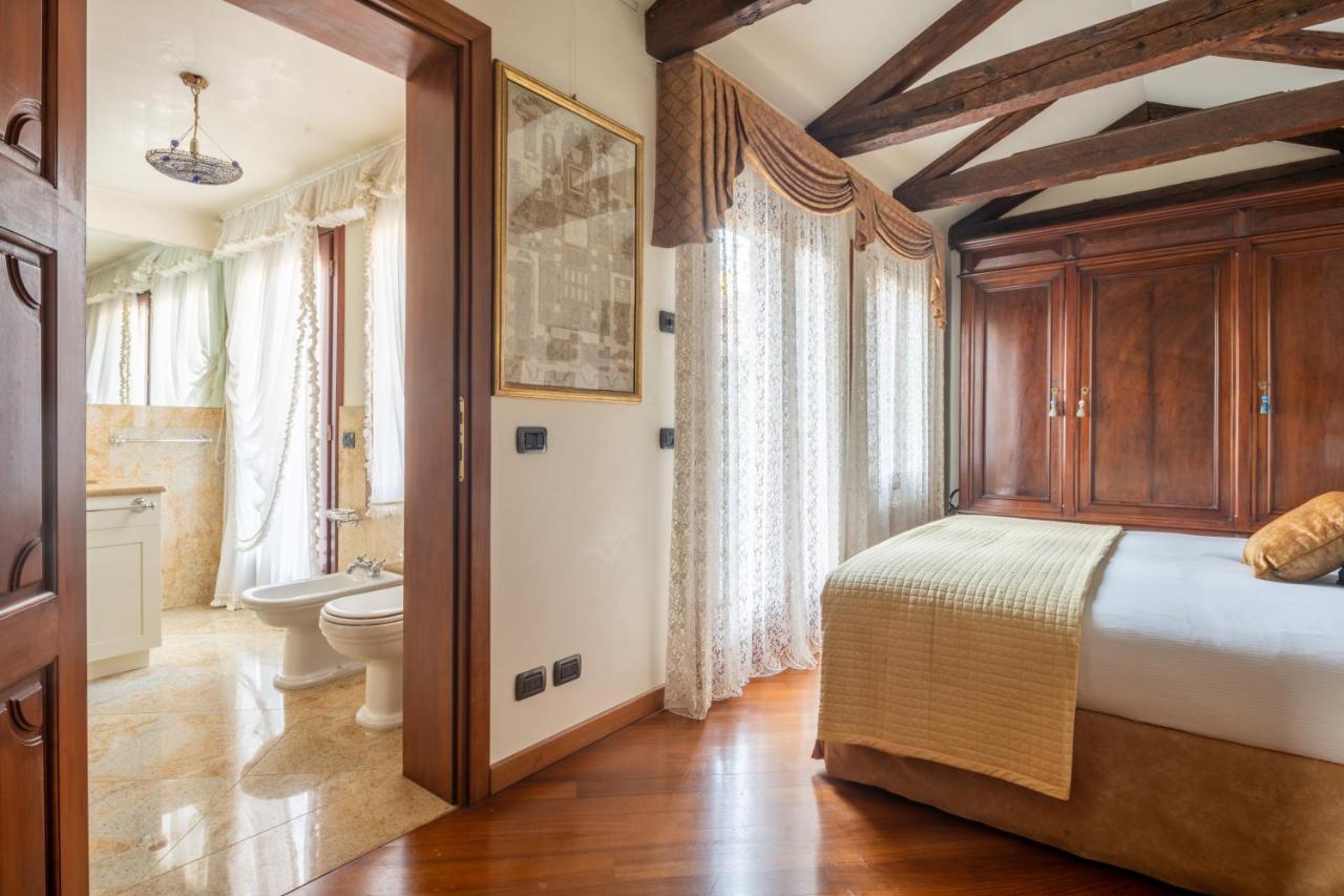 Garden Mansion With Private Mooring R&R Apartamento Veneza Exterior foto