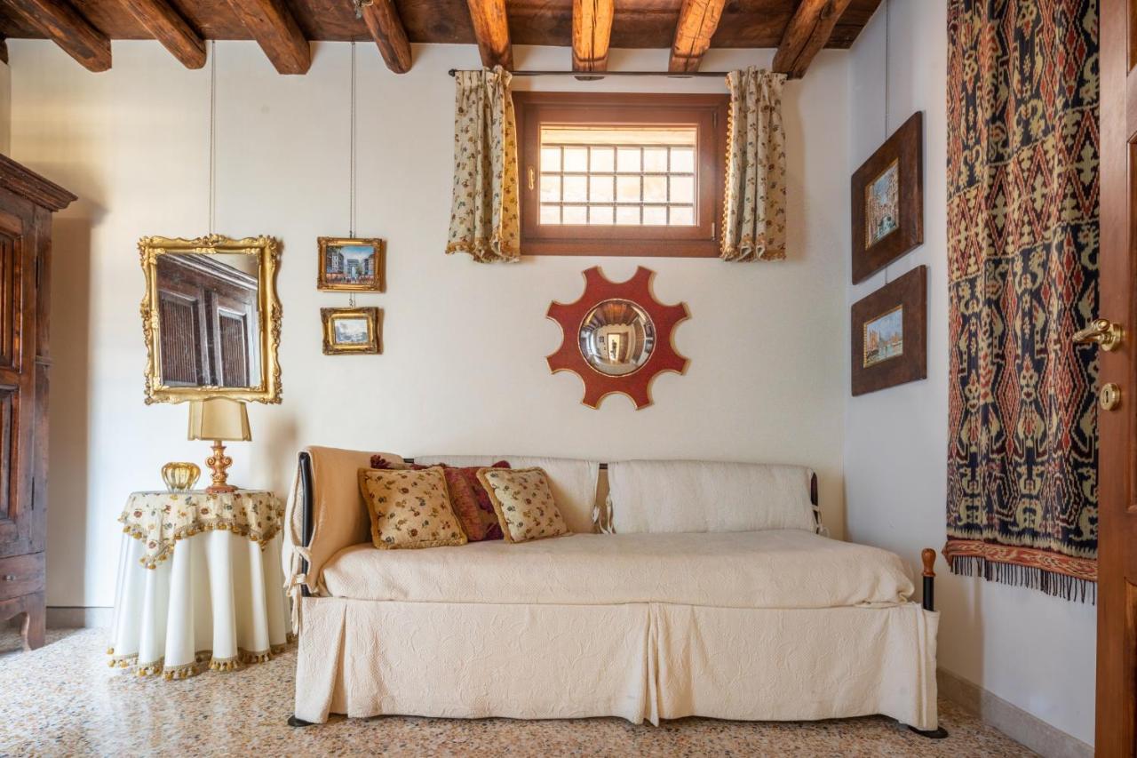 Garden Mansion With Private Mooring R&R Apartamento Veneza Exterior foto