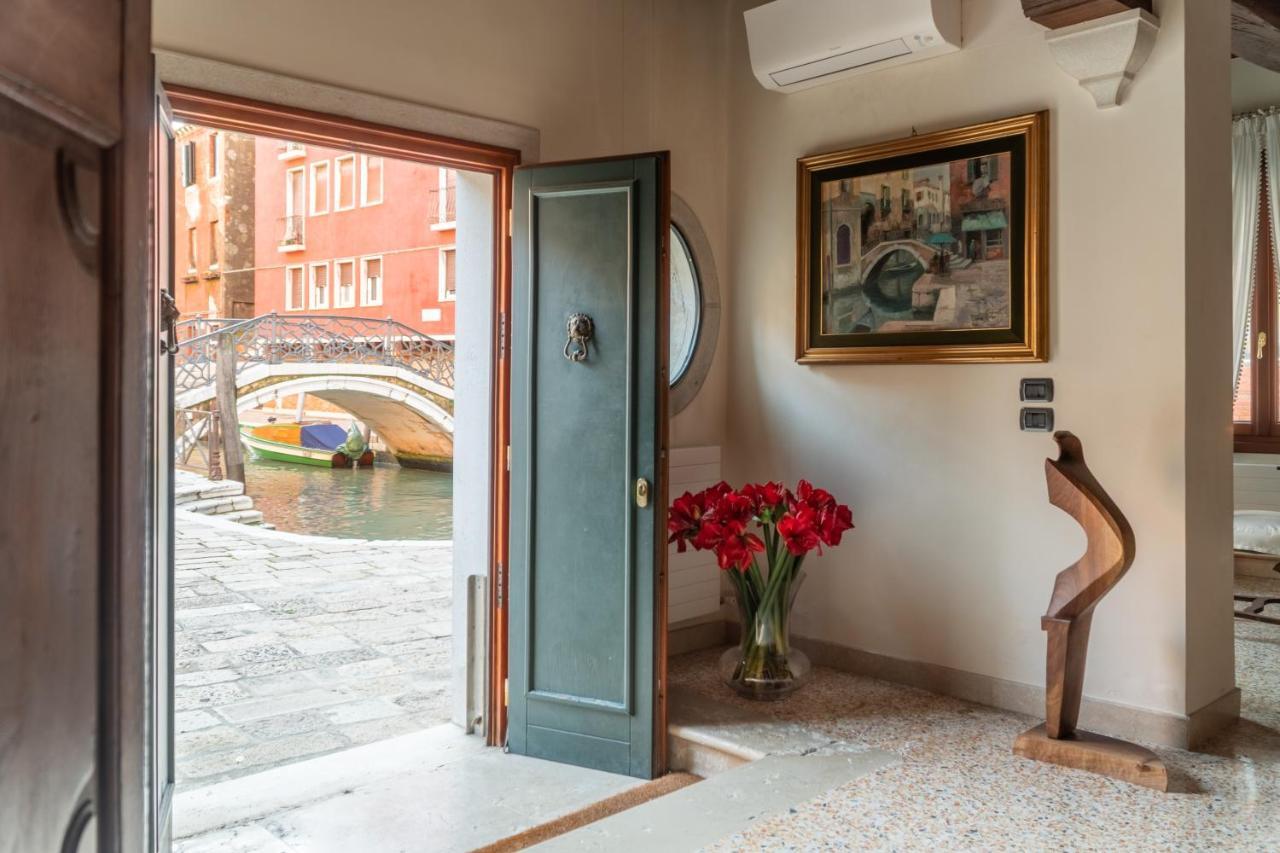 Garden Mansion With Private Mooring R&R Apartamento Veneza Exterior foto